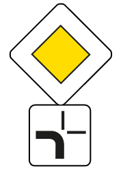 panneau-route-prioritaire-et-panonceau-schema